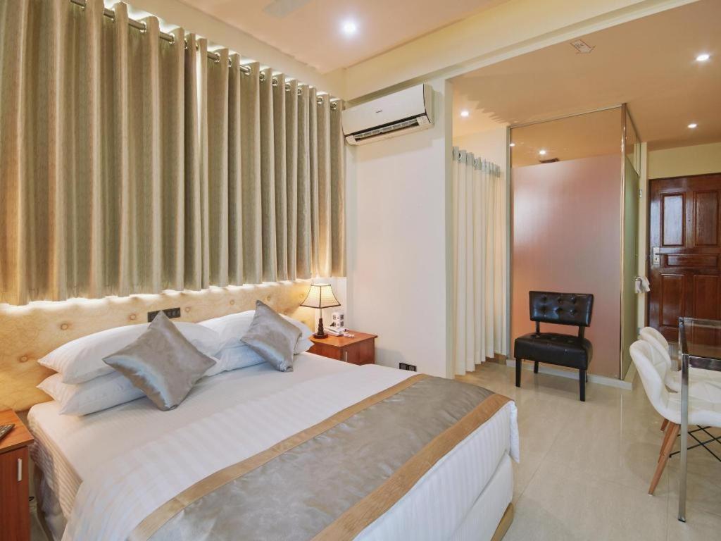 Lonuveli Hotel Хулхумале Екстериор снимка